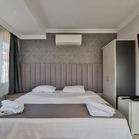Hotel Guenes